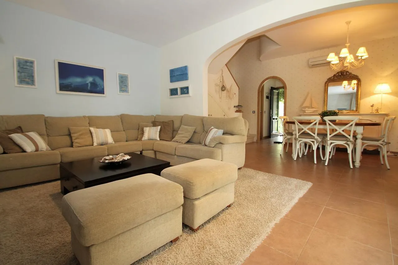 Arenda Pino Alto Holiday Home Martin 18 Miami Playa Spain